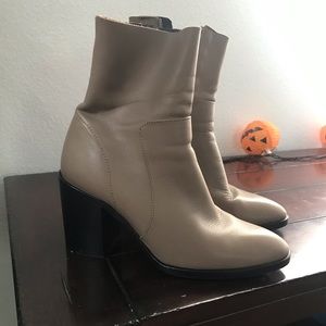 Ankle boots